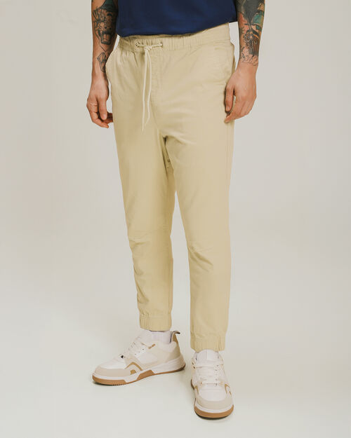 Jogger Diseño Cortes Arena